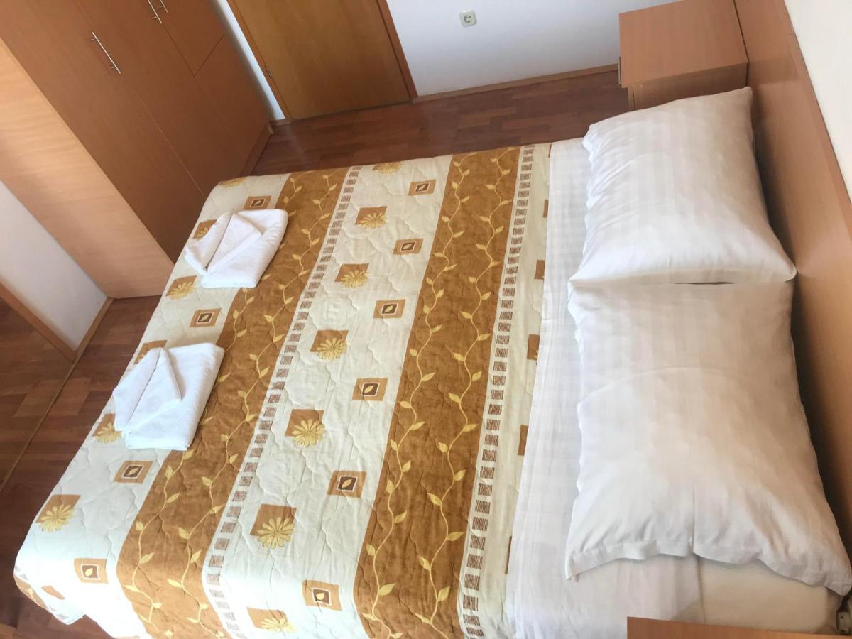 Cosy Sun-Splashed Bedroom - Pansion Hajduk Корчула Екстер'єр фото